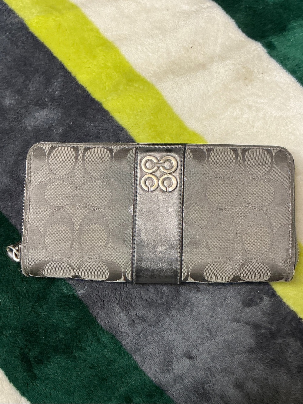 Coach Julia Rt Gray Signature Jacquard Accordion Zip Around Wallet